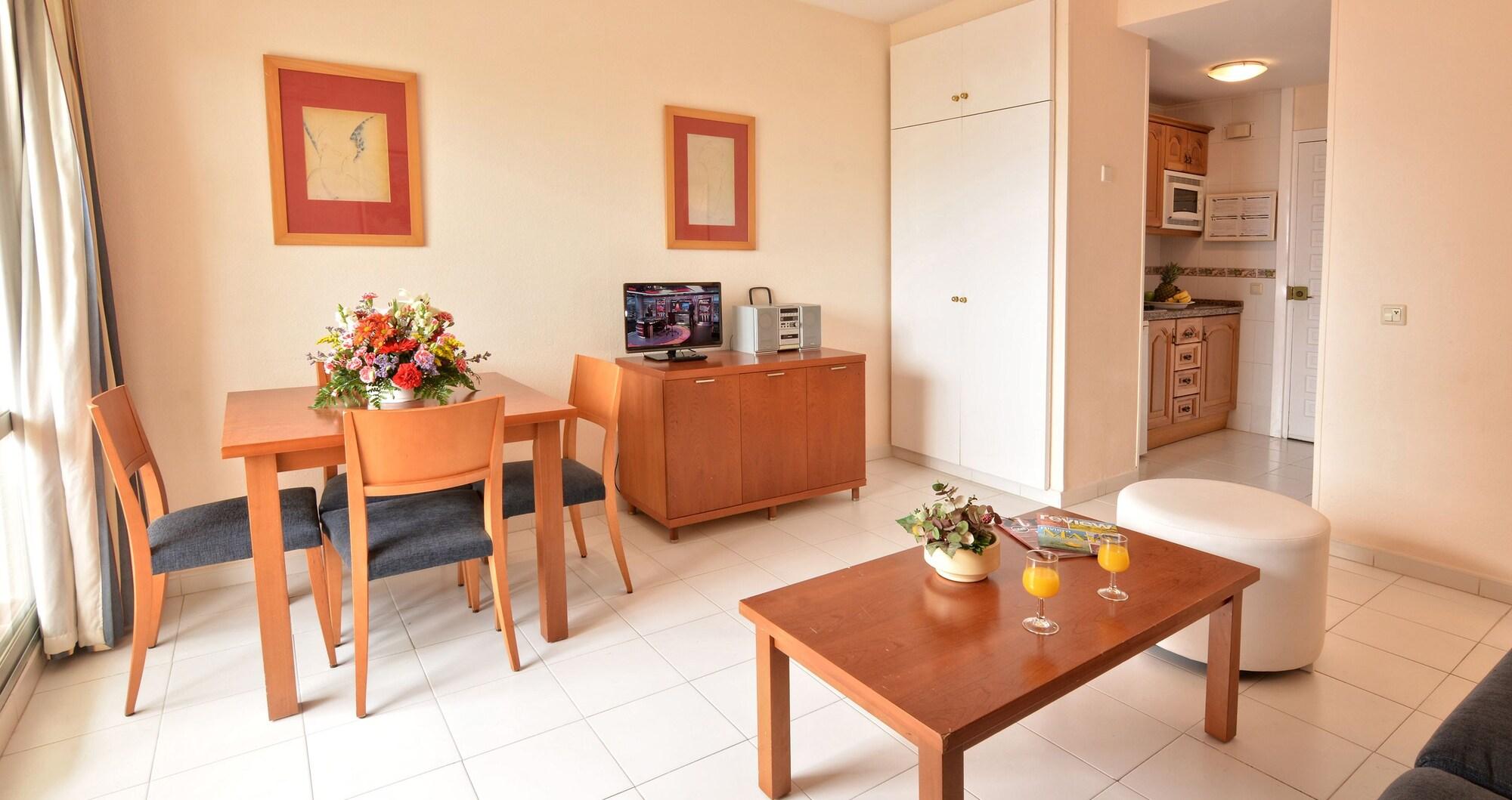 Clc Benal Beach Aparthotel ベナルマデナ エクステリア 写真