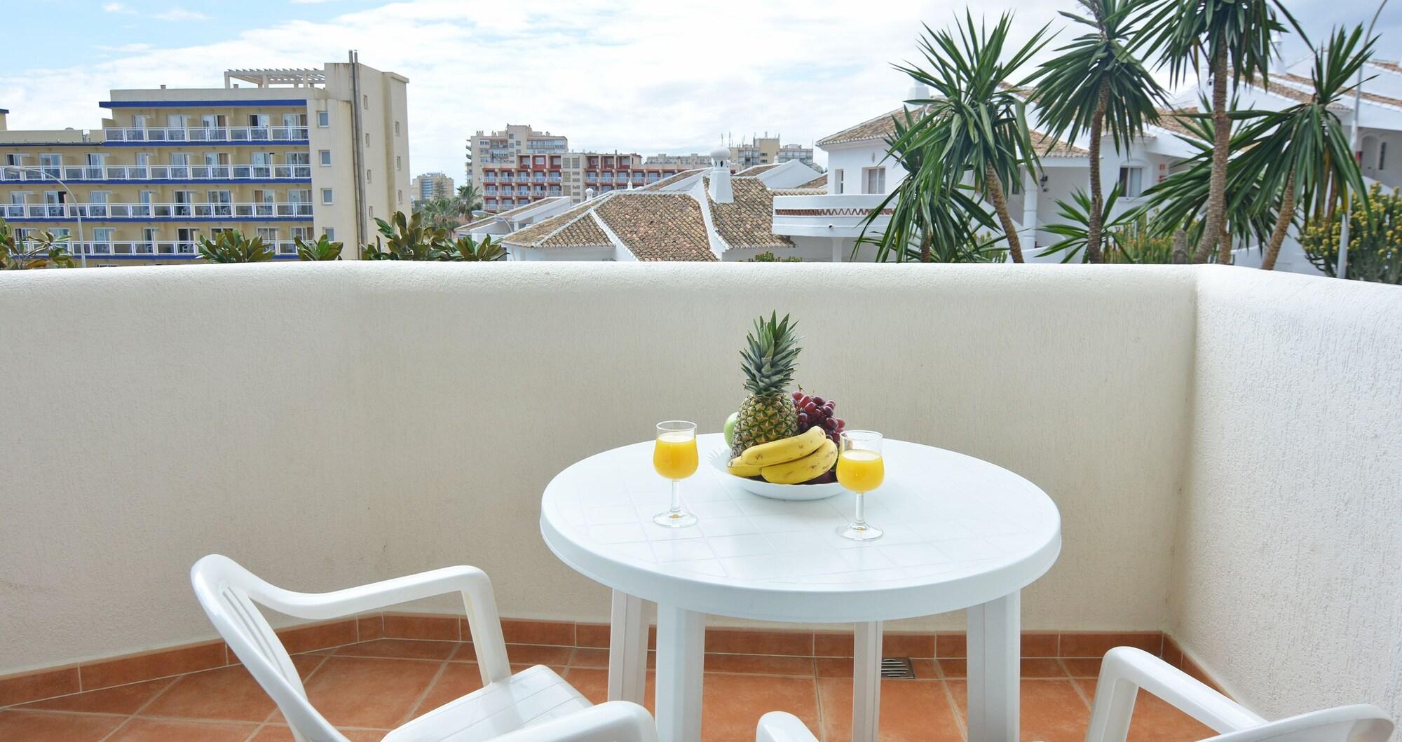 Clc Benal Beach Aparthotel ベナルマデナ エクステリア 写真