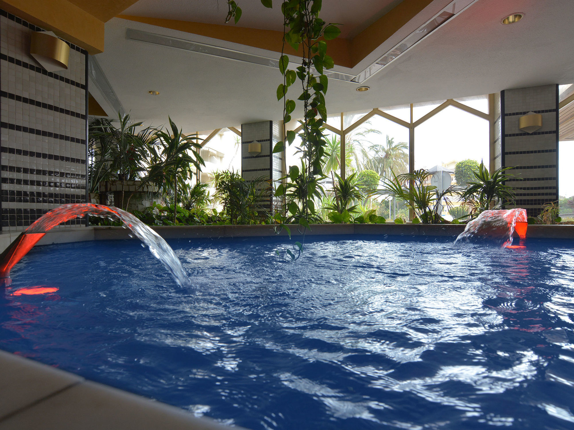 Clc Benal Beach Aparthotel ベナルマデナ エクステリア 写真