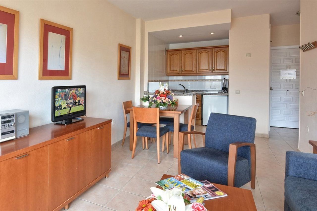 Clc Benal Beach Aparthotel ベナルマデナ エクステリア 写真